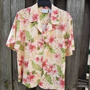Alfred Dunner Colorful pink cream Floral buttons blouse 14